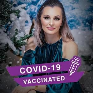 Meet your Posher, Eszter